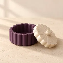The little memory box in Plum & Ivory