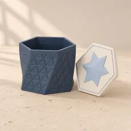 The twisted star box in Deep blue, Ivory & Silver
