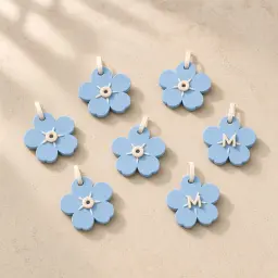 The forget-me-not keepsakes in Forget-me-not & ivory